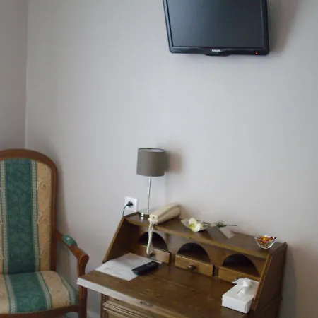 Otel Restaurant Anglade 2*