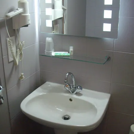 Restaurant Anglade מלון Le Nayrac